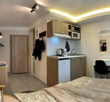 Center Deluxe Studio Солун Екстериор снимка
