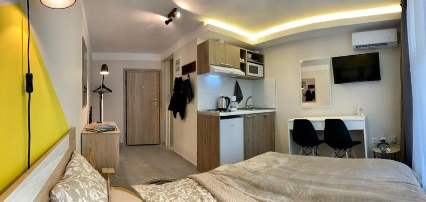 Center Deluxe Studio Солун Екстериор снимка